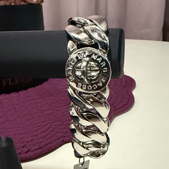 Marc by Marc Jacobs Chain Link Silver Bracelet - Picture 1 of 2